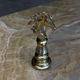 At Satranç Taşı Gold Dekoratif Obje