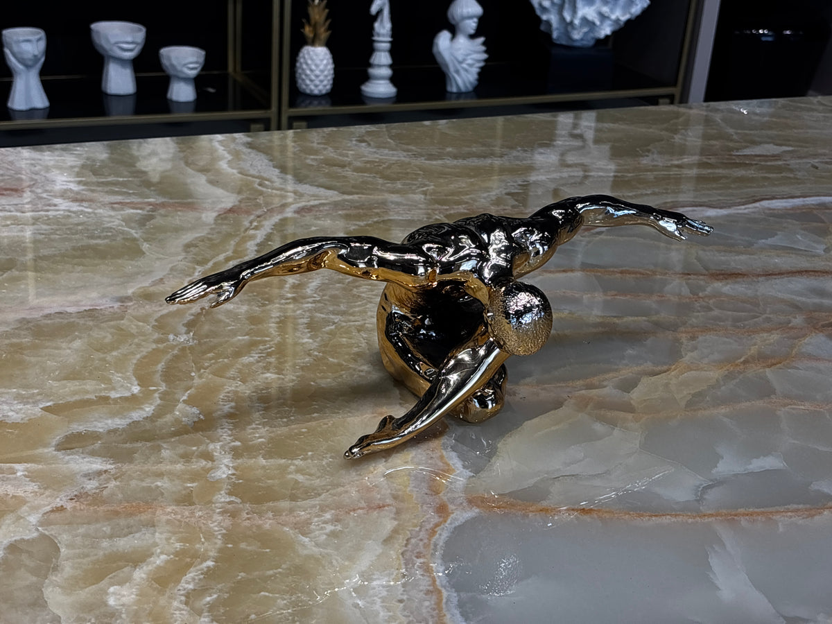 Kolları Açık Adam Gold Dekoratif Obje