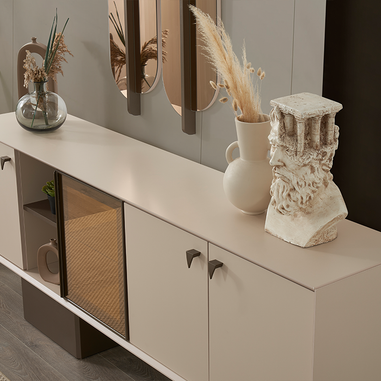 Riva modern yemek odası aynalı konsol tasarımı