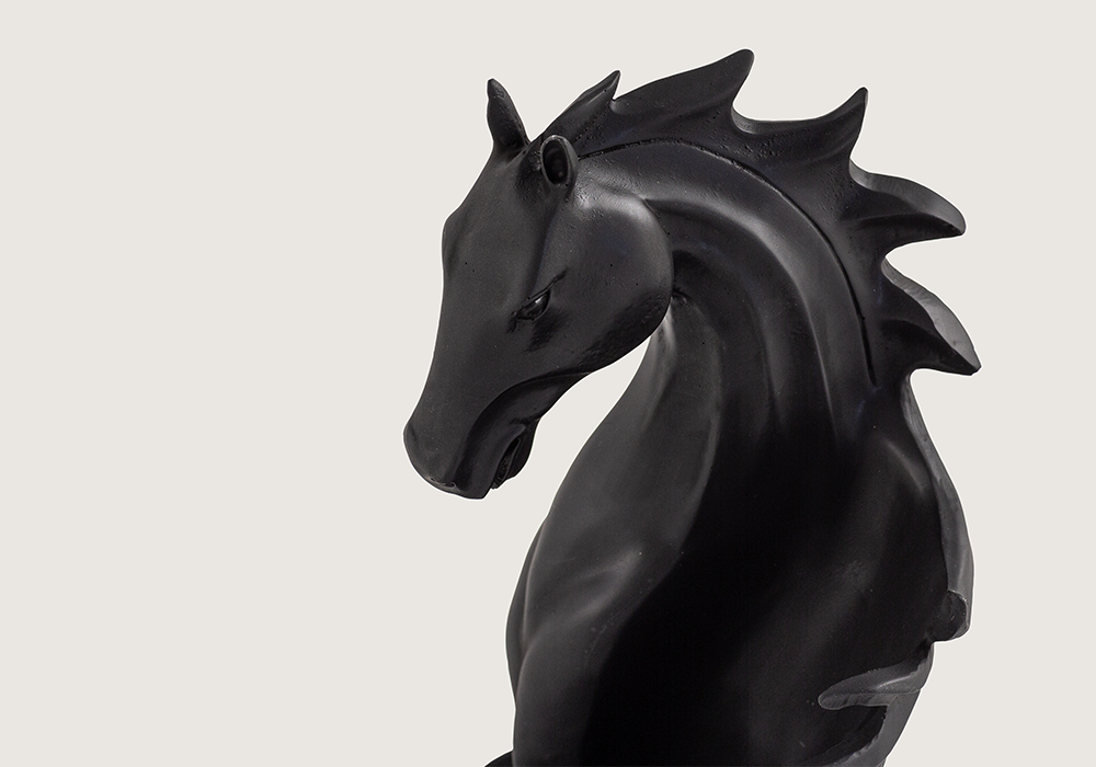 Siyah at figürü dekoratif aksesuar