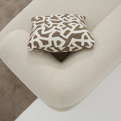 Homevse Soho model antik gold ayaklı, krem tedy kumaşlı modern koltuk takımı, yuvarlak hatlı üçlü koltuk 